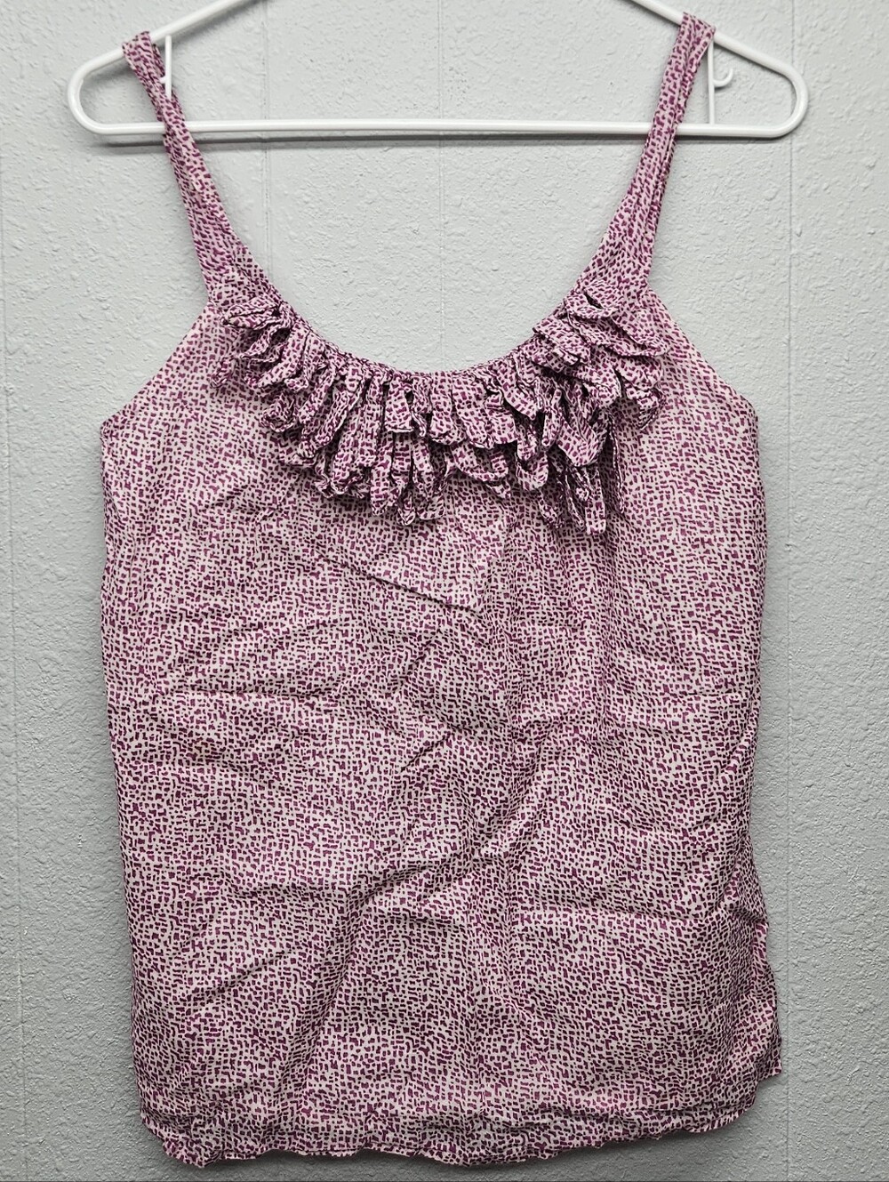 Ann Taylor LOFT Ruffled Camisole Tank Top Womens M Preppy Soft Girl Going Out